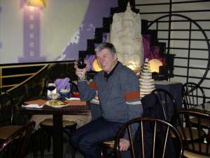 Xtrallusion photo gallery of Italy. Photos, pictures, images and photographs of the Italian Rivieras, the Italian Lakes, the Italian Alps, the Cinque Terre, the Amalfi coast and some of the most beautiful corners of Italy. Plus photos of Italian cities such as Pisa, Milan, Genoa and Rome.